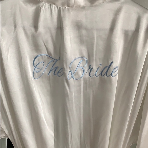 The Bride Robe - Picture 2 of 4